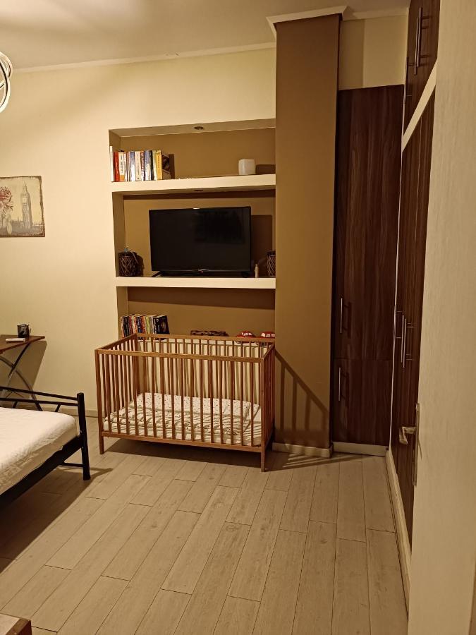 Home In The Heart Of City Афины Экстерьер фото
